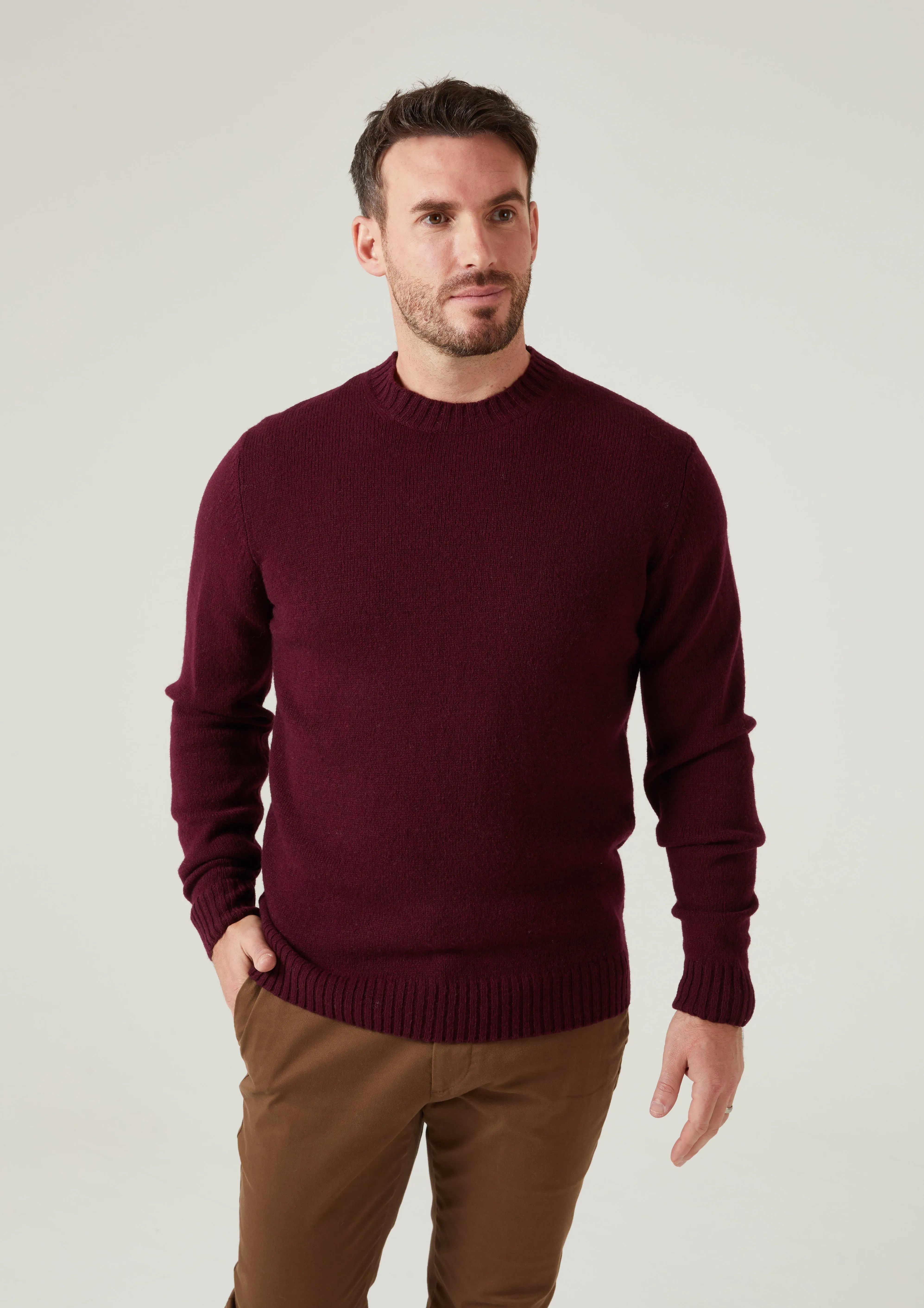 Kinnadie Supersoft Shetland Jumper In Antique Red - Regular Fit