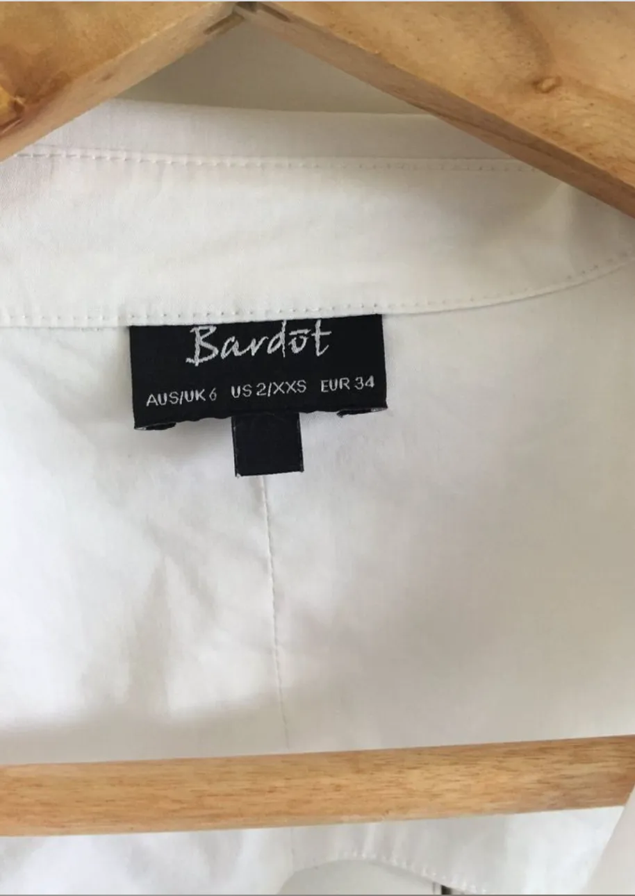 Size 6 BARDOT white crop off the shoulder cotton shirt