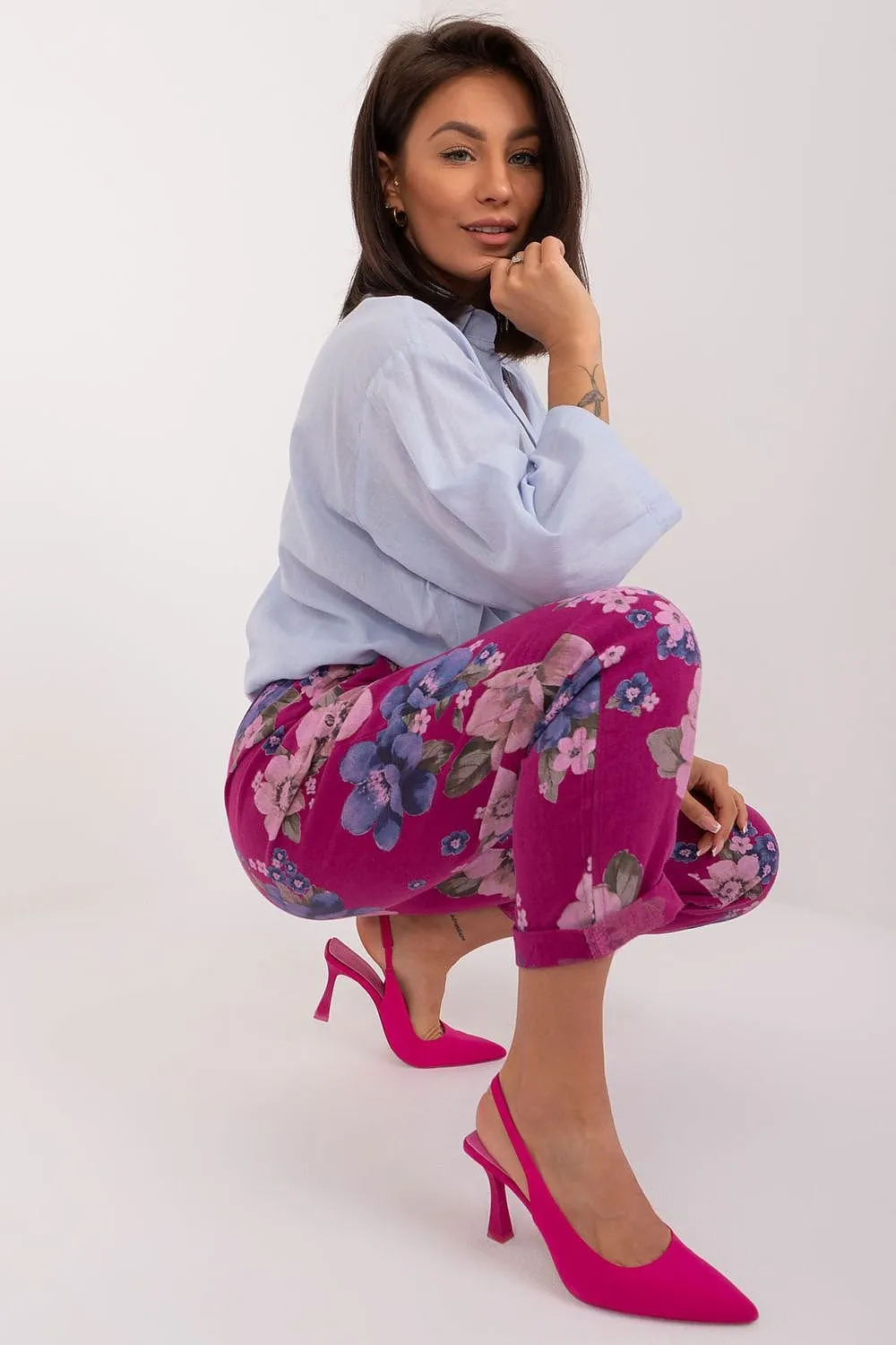 TEEK - Floral Print Belted Ttrousers